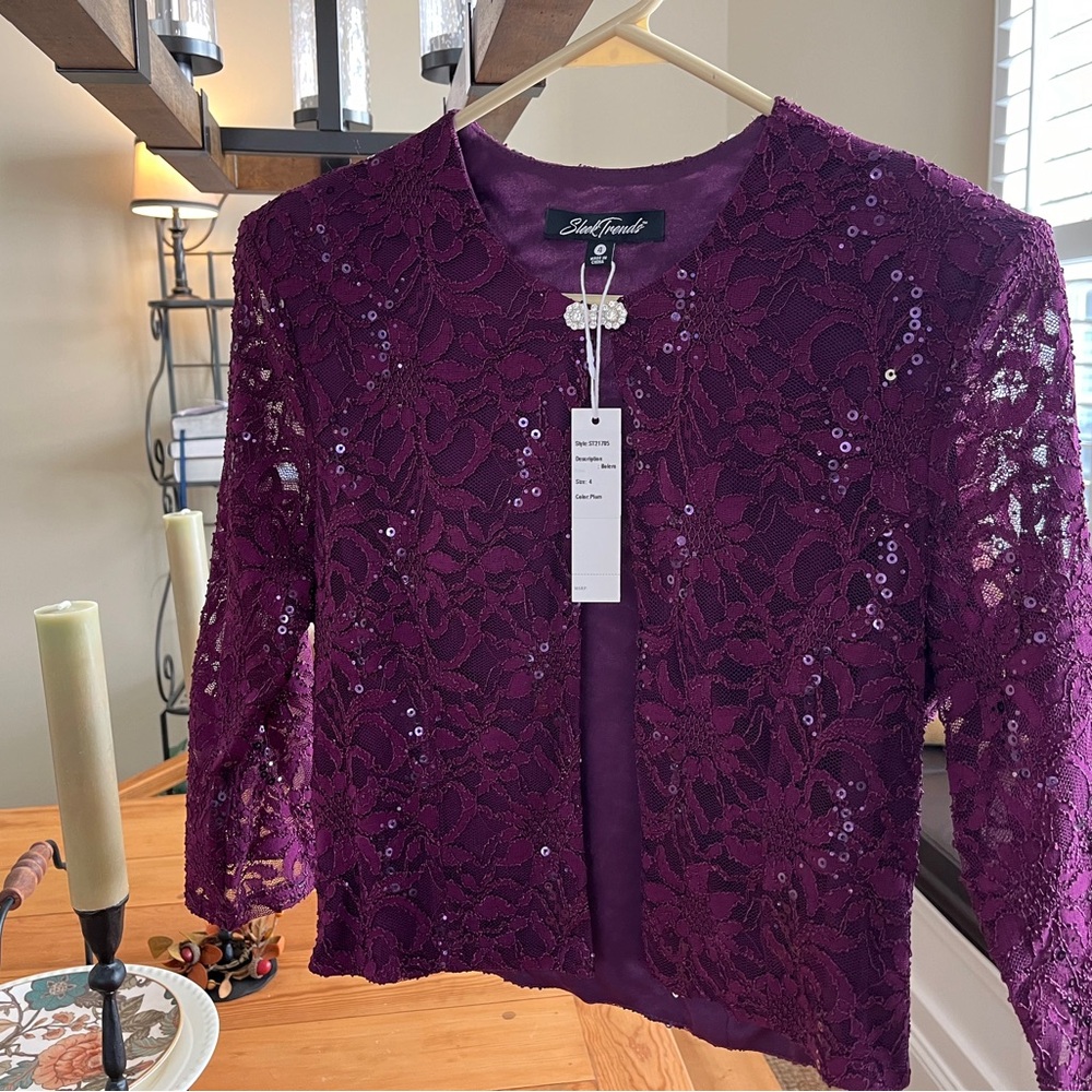 Purple Sleek Trends top